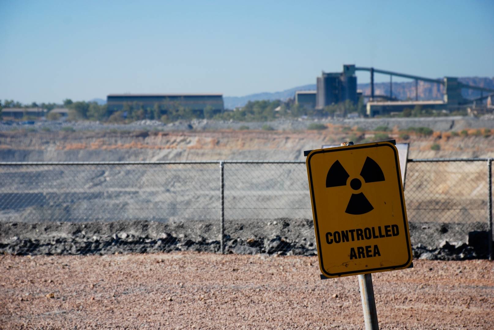 Uranium prices fall to $81 a pound, a nine-month low Uranium prices fall to $81 a pound, a nine-month low