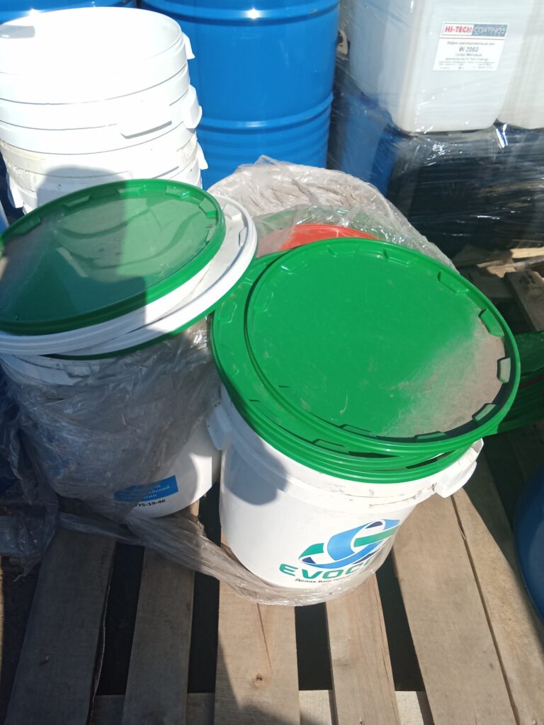 Used 30 litre canisters бочка 3