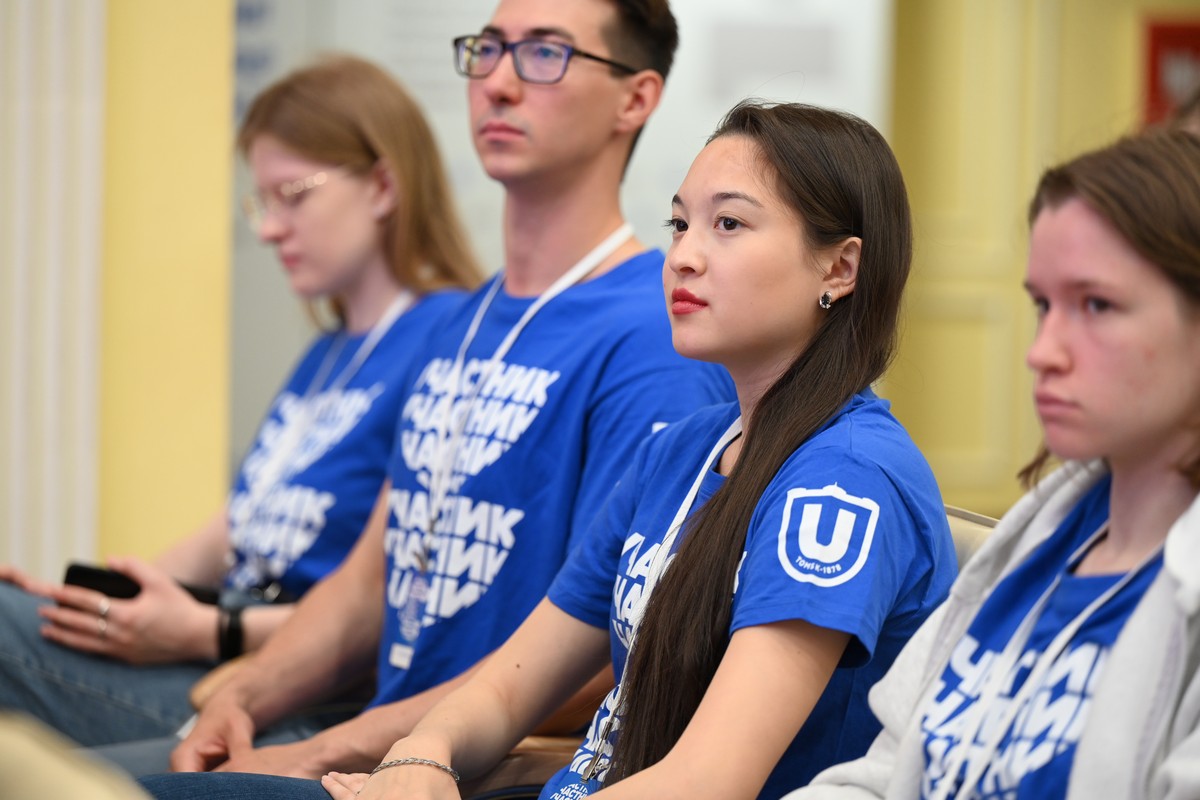 多金屬日在哈巴羅夫斯克最大的大學舉行